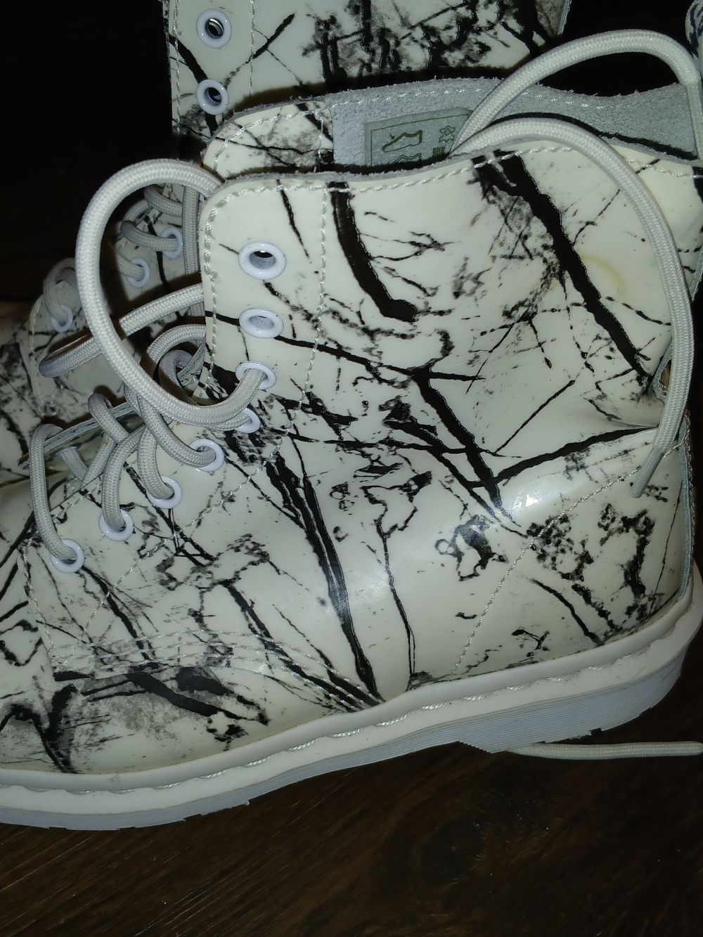 Dr Martens Patent Marble Lace Up Ankle Boots Women’s 11 L